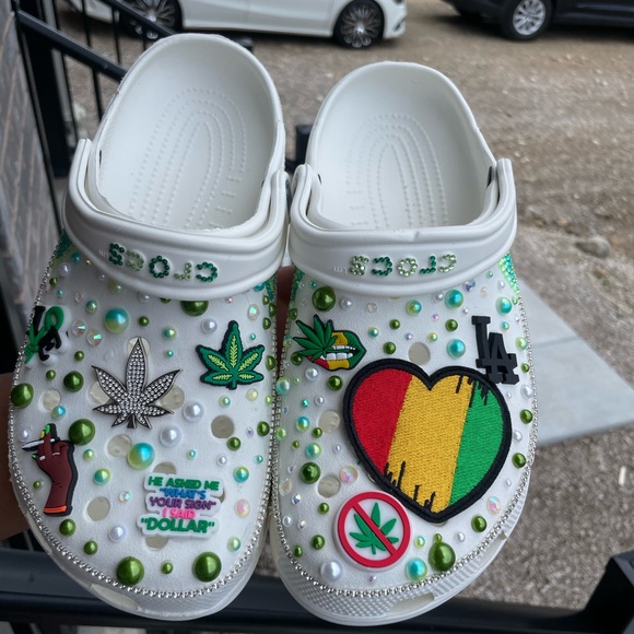 Customized crocs from my small business 🩷 - Picture 4 of 4